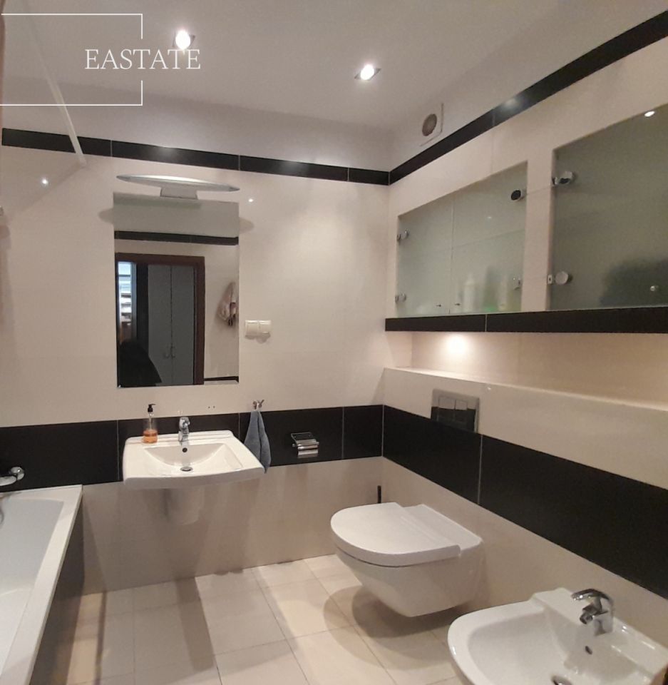 Mieszkanie 3-pokojowe Warszawa Wola, ul. Sienna. Zdjęcie 8