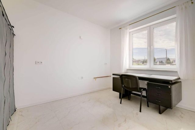 dom szeregowy, 4 pokoje Bieniewice, ul. Dobra. Zdjęcie 7