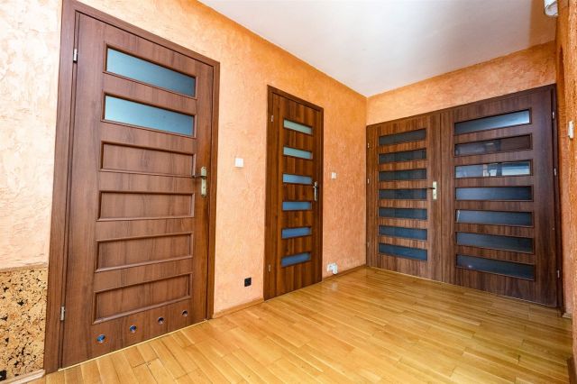 dom wolnostojący, 5 pokoi Kęty. Zdjęcie 15