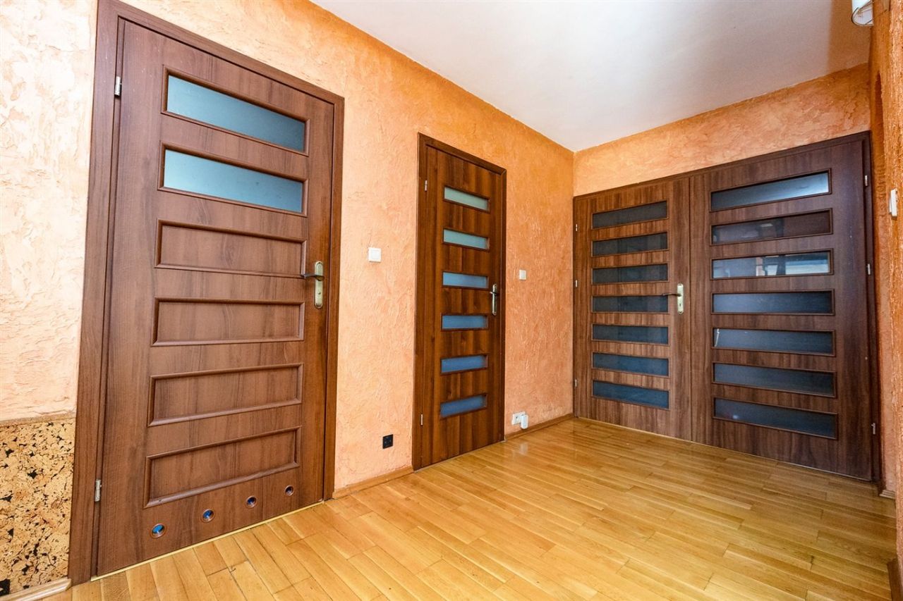 dom wolnostojący, 5 pokoi Kęty. Zdjęcie 15