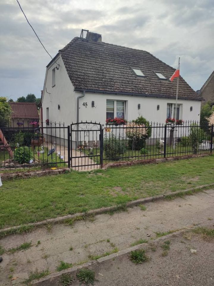 dom wolnostojący, 6 pokoi Toporzyk. Zdjęcie 1