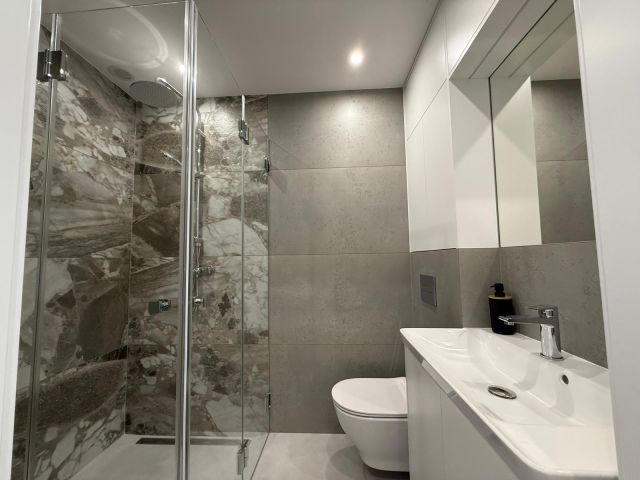 Mieszkanie 3-pokojowe Częstochowa Centrum, al. Aleja Kościuszki. Zdjęcie 1