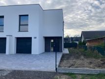 bliźniak, 5 pokoi Opole Chmielowice, ul. Dereniowa. Zdjęcie 1