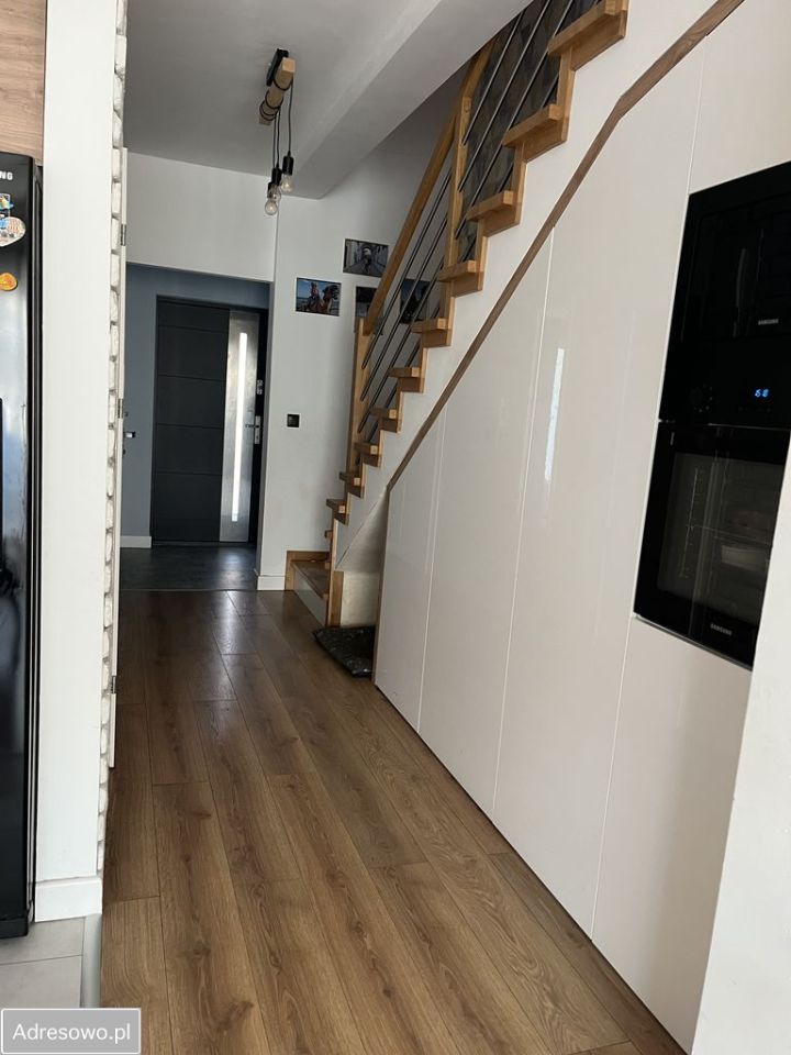 dom szeregowy, 4 pokoje Grodzisk Mazowiecki. Zdjęcie 3