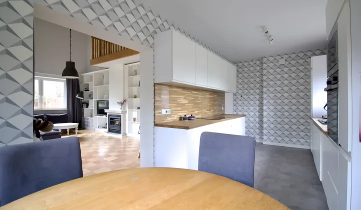 dom wolnostojący, 7 pokoi Zabierzów, ul. Mostowa