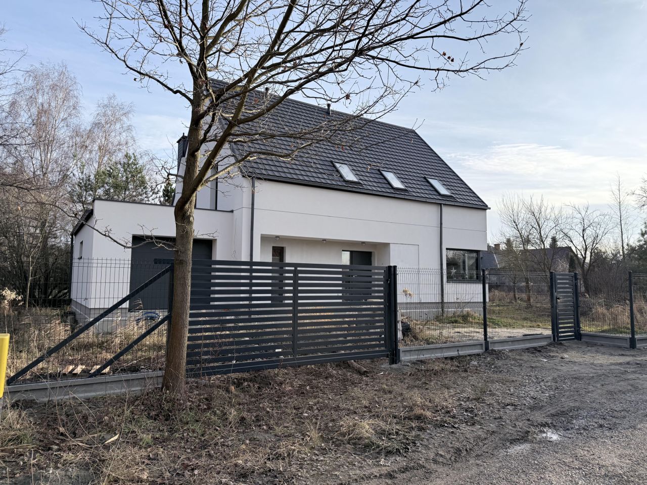 dom wolnostojący, 5 pokoi Opypy, ul. Jabłoniowa. Zdjęcie 1