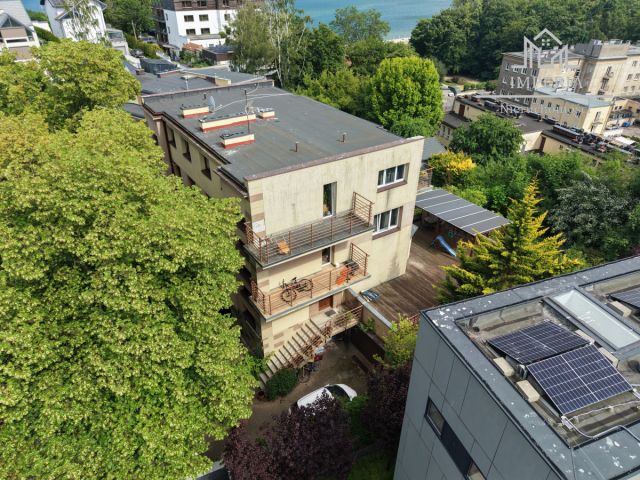 bliźniak, 11 pokoi Gdynia Kamienna Góra, ul. Józefa Korzeniowskiego. Zdjęcie 8