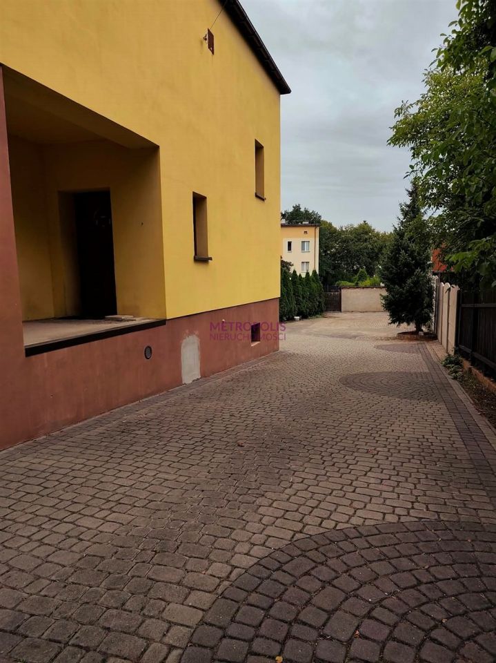 dom wolnostojący, 5 pokoi Rybnik Śródmieście. Zdjęcie 2
