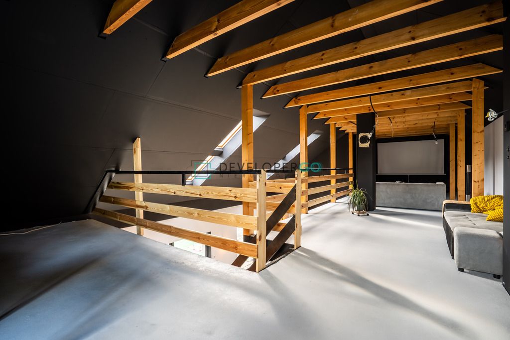 dom wolnostojący, 7 pokoi Jurowce. Zdjęcie 12