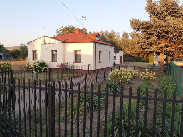 dom wolnostojący, 3 pokoje Wypędy. Zdjęcie 1