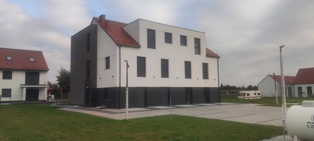 dom wolnostojący, 6 pokoi Bielany Wrocławskie. Zdjęcie 1