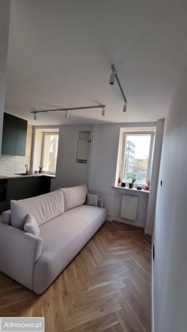 Mieszkanie 2-pokojowe Warszawa Włochy, ul. Marcina Flisa. Zdjęcie 1