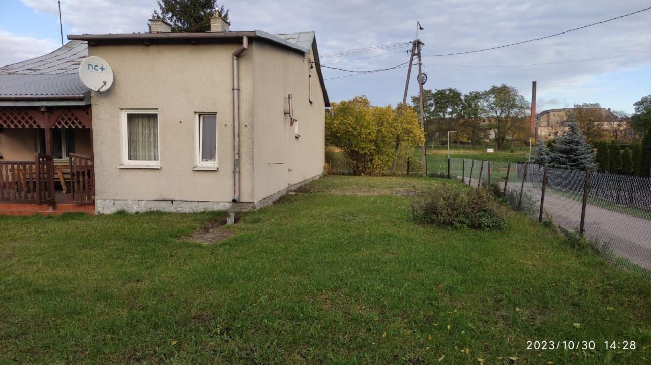 dom wolnostojący, 3 pokoje Białuty. Zdjęcie 2