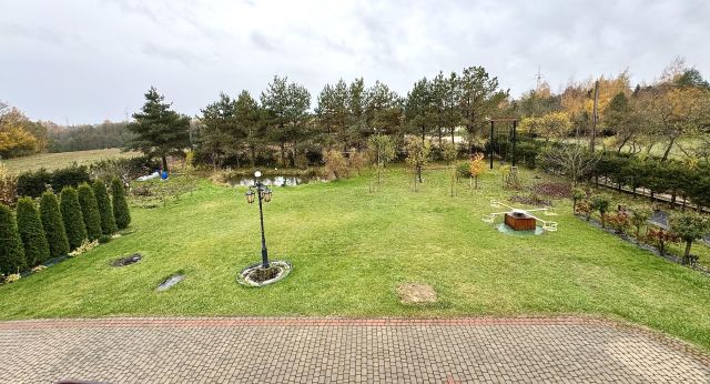 dom wolnostojący, 4 pokoje Sedranki. Zdjęcie 18