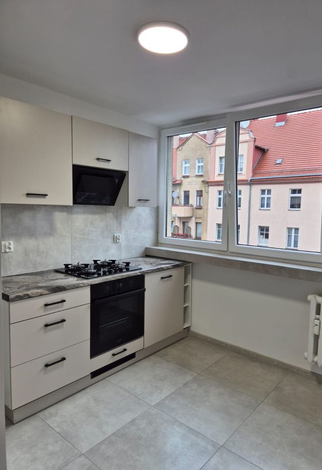 Mieszkanie 3-pokojowe Legnica Zosinek, ul. Senatorska. Zdjęcie 10