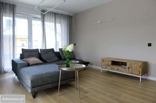 Mieszkanie 4-pokojowe Otrębusy. Zdjęcie 1