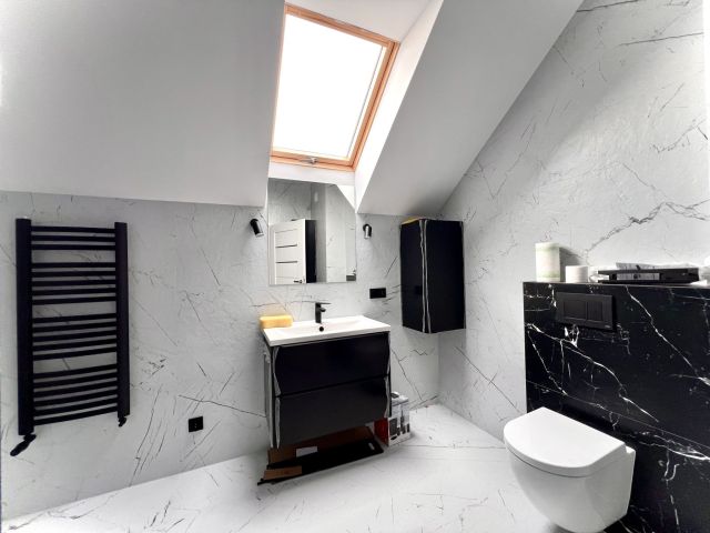 dom wolnostojący, 4 pokoje Mników. Zdjęcie 19