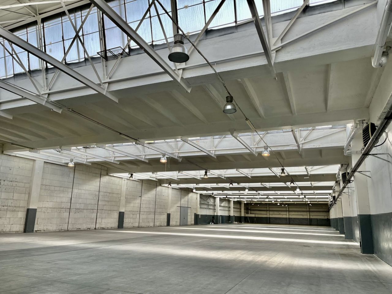 Hala/magazyn Łódź Teofilów, ul. Wersalska