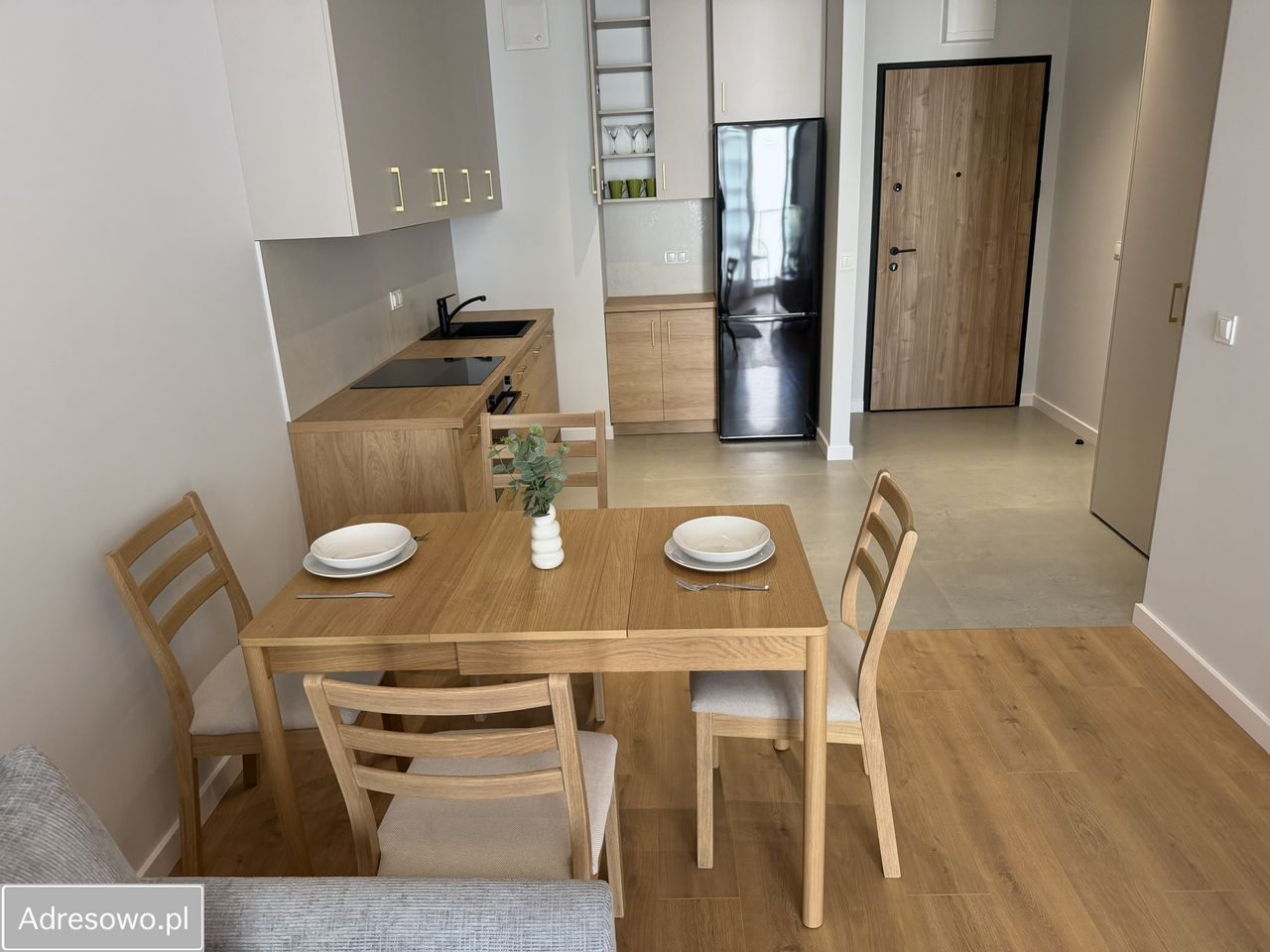 Mieszkanie 2-pokojowe Warszawa Śródmieście, ul. Chmielna. Zdjęcie 2