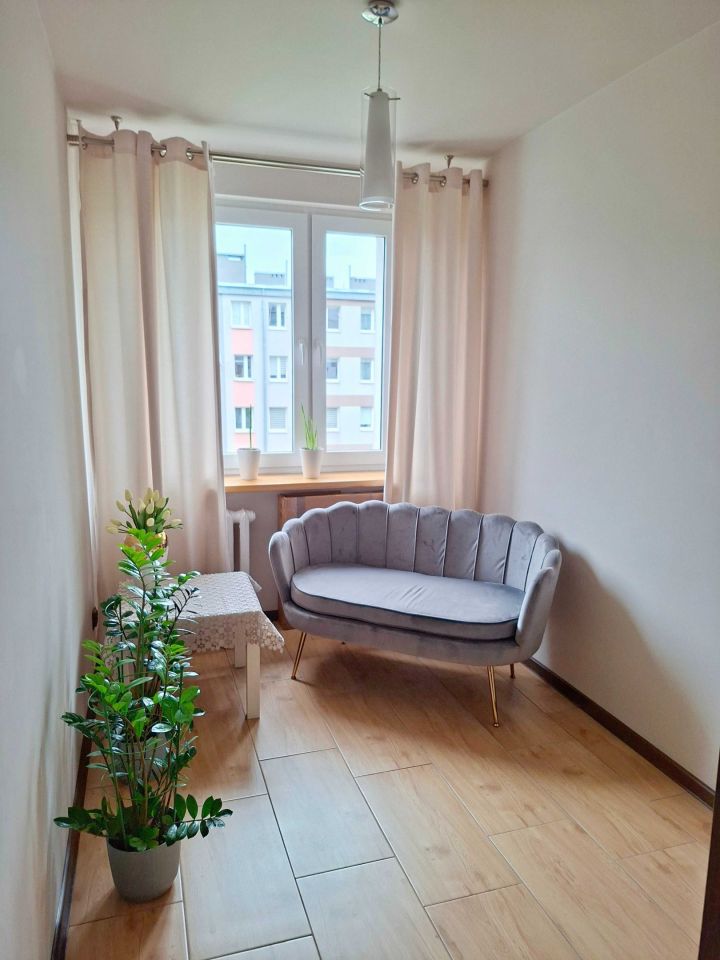 Mieszkanie 3-pokojowe Kielce Czarnów. Zdjęcie 3