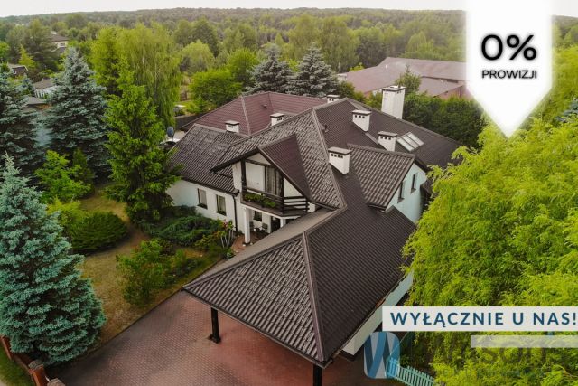 dom wolnostojący, 11 pokoi Izabelin-Dziekanówek. Zdjęcie 1