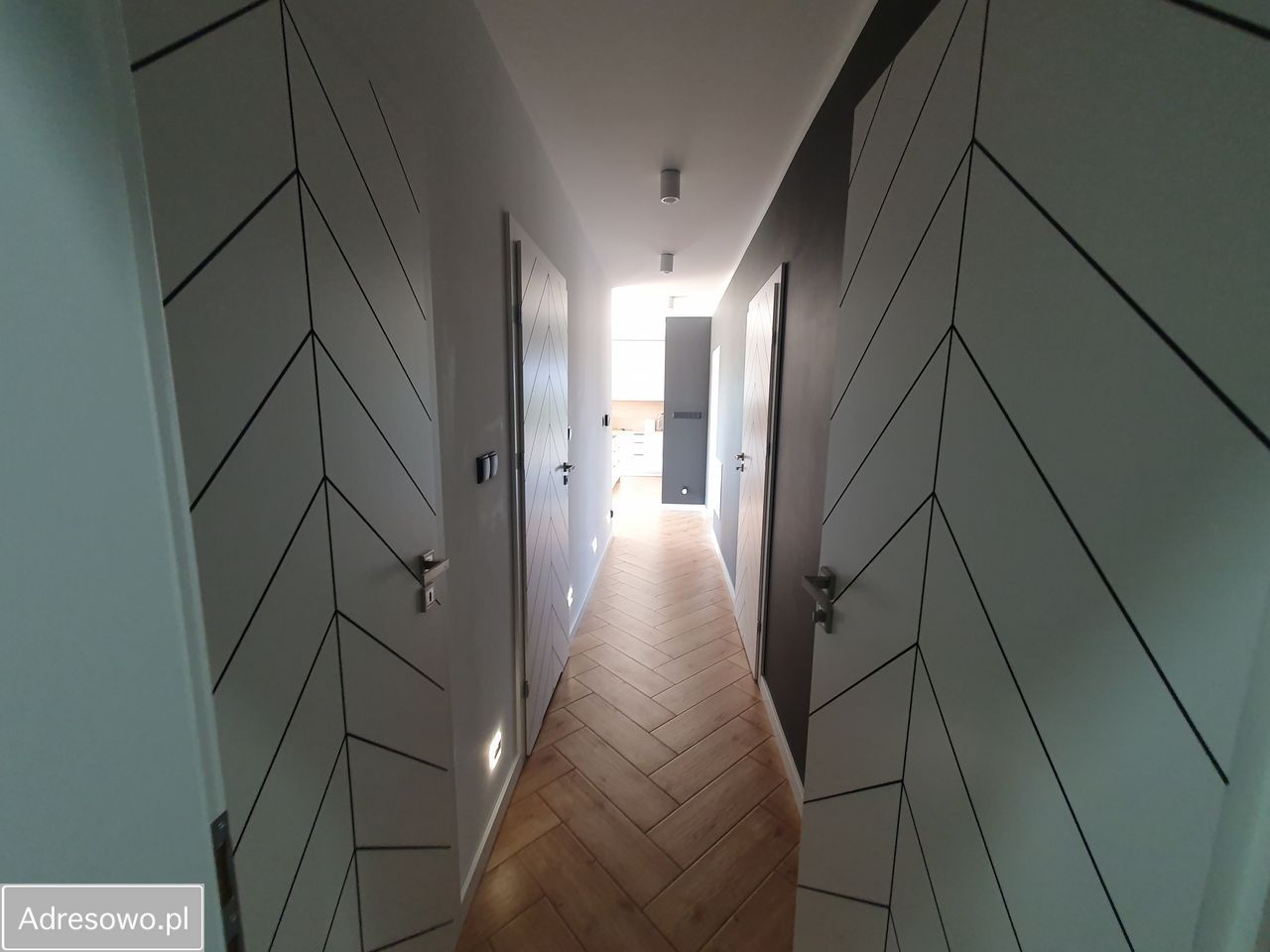 dom wolnostojący, 3 pokoje Piasutno. Zdjęcie 8