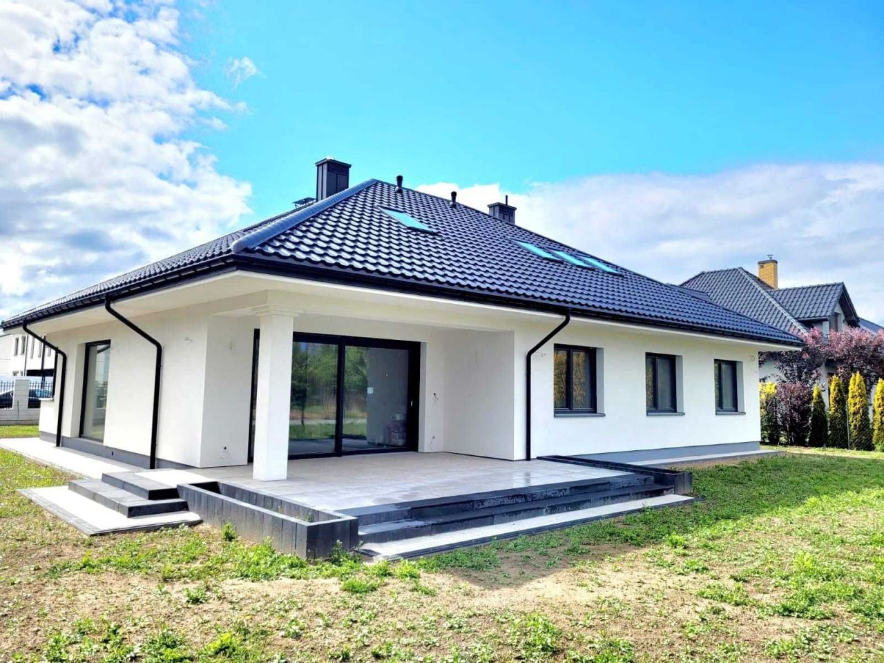 dom wolnostojący, 7 pokoi Duchnice, ul. Architektów