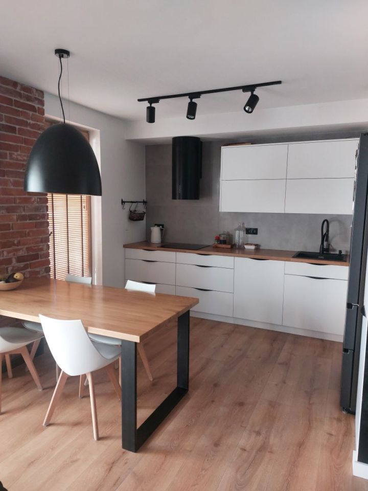 Mieszkanie 4-pokojowe Rybno. Zdjęcie 5