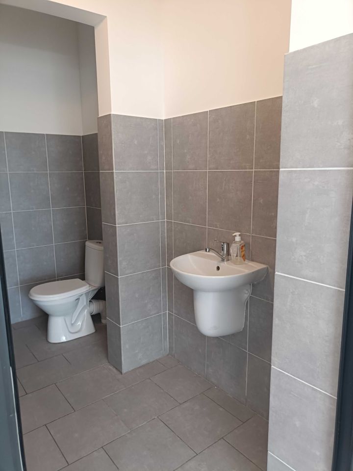 Lokal Strzelin, ul. Fabryczna. Zdjęcie 8