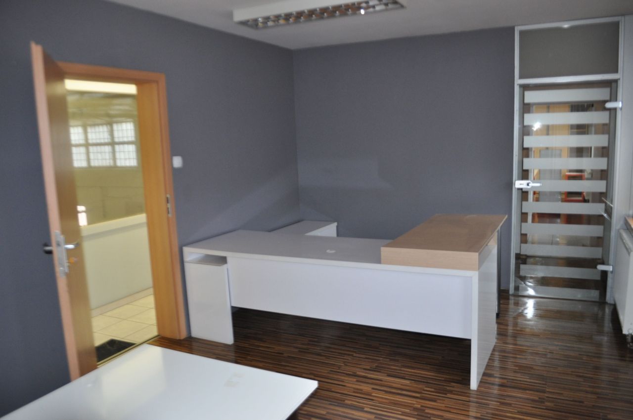 Hala/magazyn Gubin. Zdjęcie 4