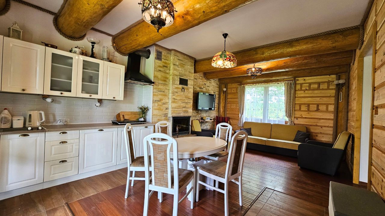 dom wolnostojący, 6 pokoi Chorągwica Krzewiny. Zdjęcie 5