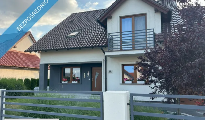 dom wolnostojący, 5 pokoi Pisarzowice, ul. Szkolna