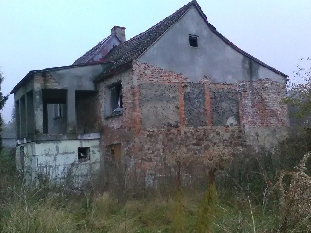 dom wolnostojący Lutogniewice