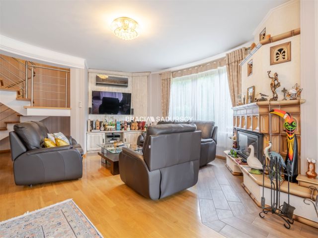 dom wolnostojący, 5 pokoi Myślenice Zarabie, ul. Bukowa. Zdjęcie 13