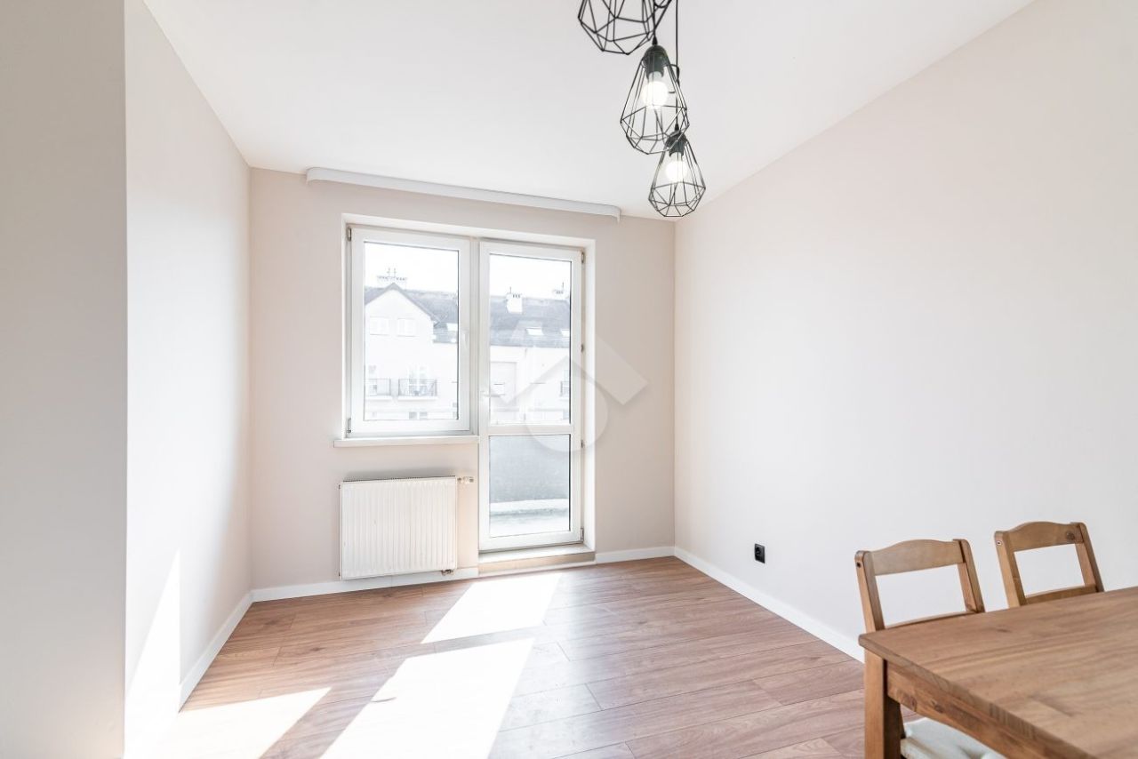 Mieszkanie 3-pokojowe Kraków Kurdwanów. Zdjęcie 4