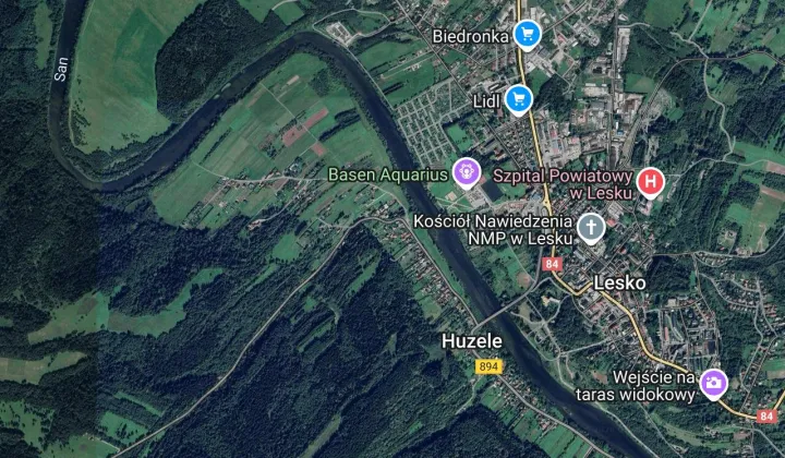 budynek wielorodzinny, 12 pokoi Huzele