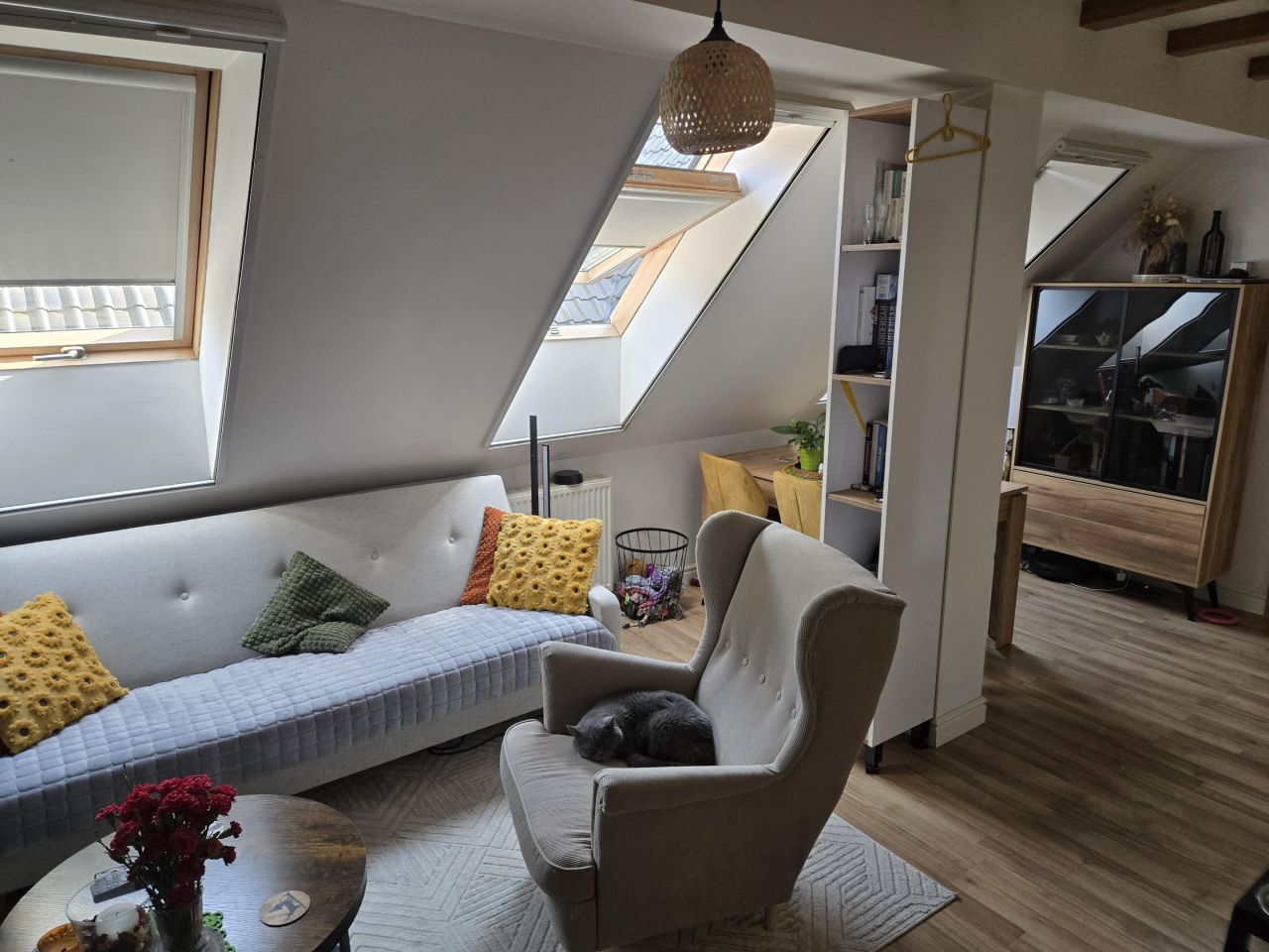 Mieszkanie 3-pokojowe Maksymilianowo, Łabędzia. Zdjęcie 3