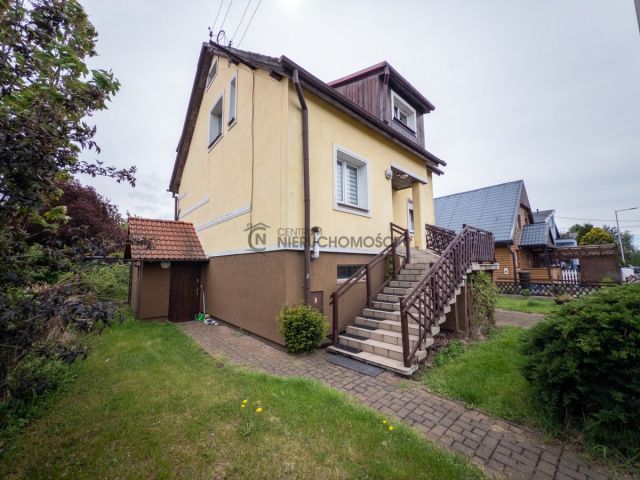 dom wolnostojący, 6 pokoi Legnica, ul. Rumiankowa. Zdjęcie 2