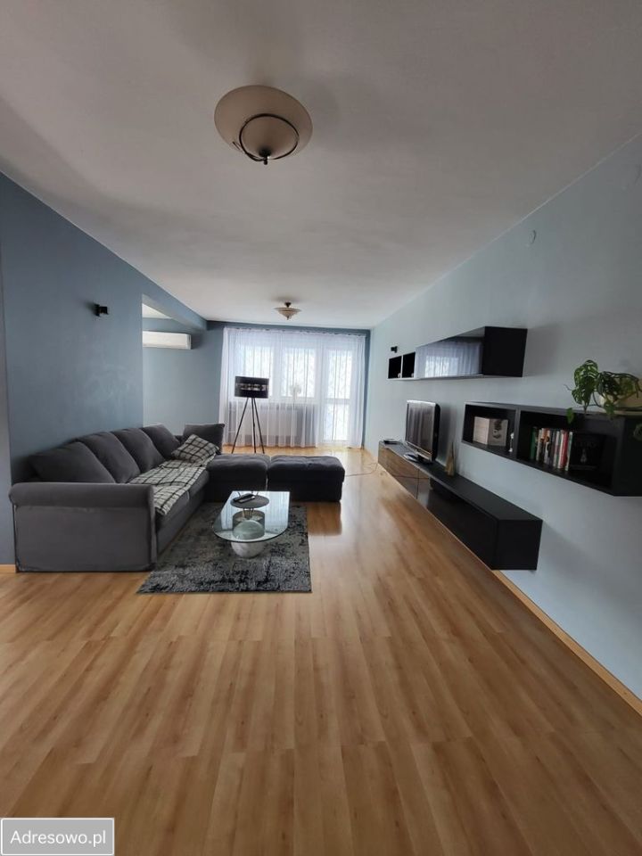 Hala/magazyn Słupno, al. Jana Pawła II. Zdjęcie 17