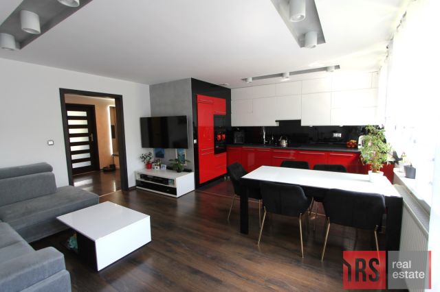 Mieszkanie 3-pokojowe Bytom, ul. Szymały. Zdjęcie 2