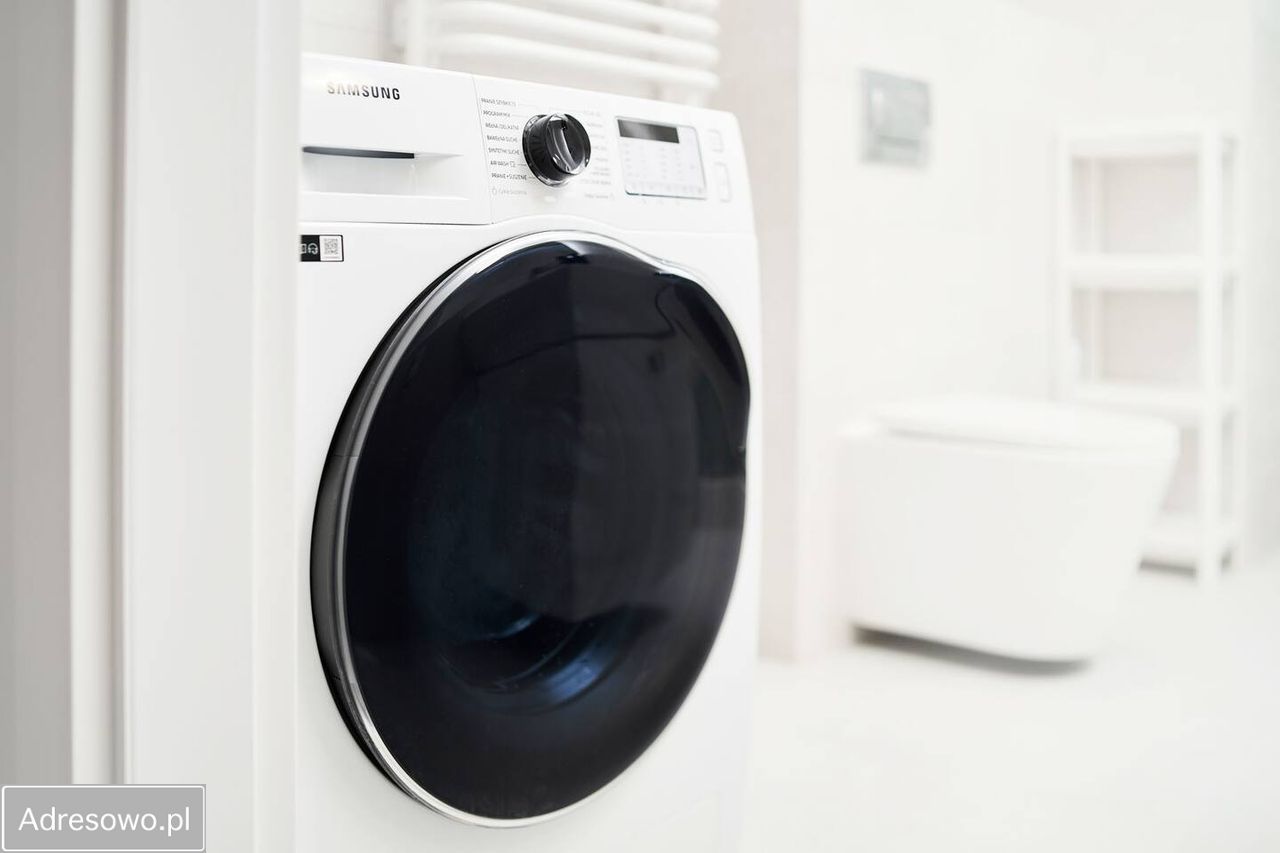 Mieszkanie 2-pokojowe Wrocław Krzyki, ul. gen. Antoniego Madalińskiego. Zdjęcie 3