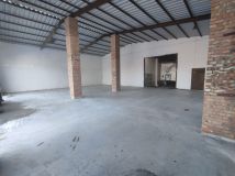 Hala/magazyn Stara Iwiczna. Zdjęcie 2