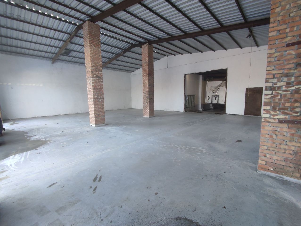 Hala/magazyn Stara Iwiczna. Zdjęcie 3