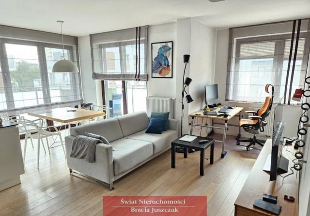 Mieszkanie 3-pokojowe Wrocław Huby, ul. Nyska. Zdjęcie 2