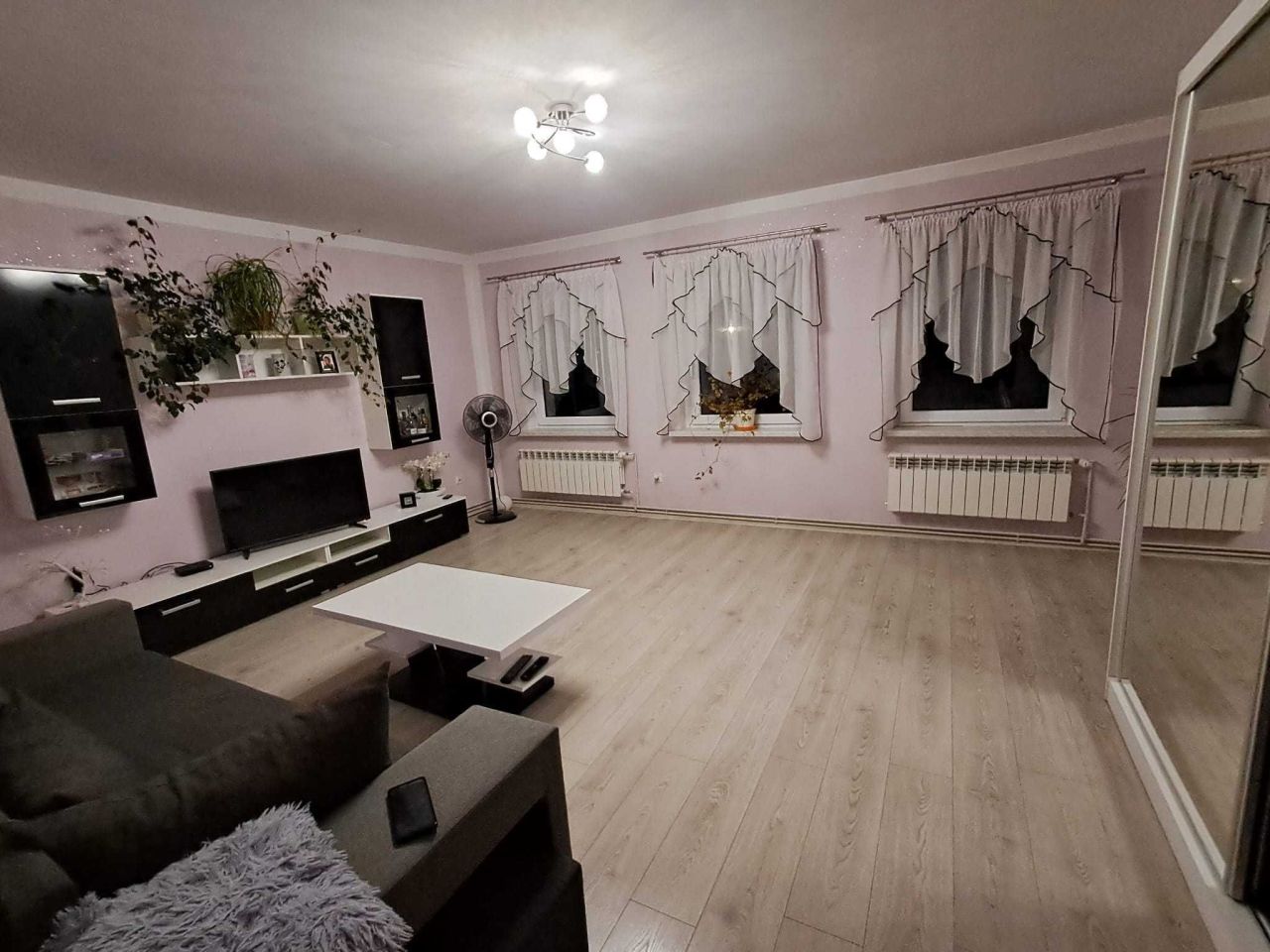 Mieszkanie 3-pokojowe Zielonka. Zdjęcie 1