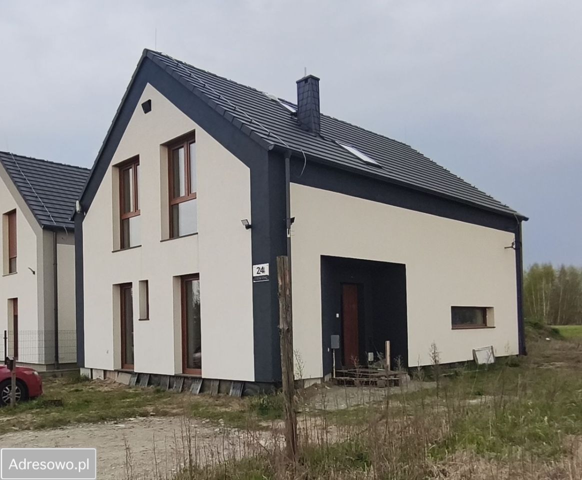 dom wolnostojący, 4 pokoje Niemodlin. Zdjęcie 1
