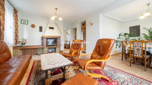 dom wolnostojący, 4 pokoje Rożnowa. Zdjęcie 8