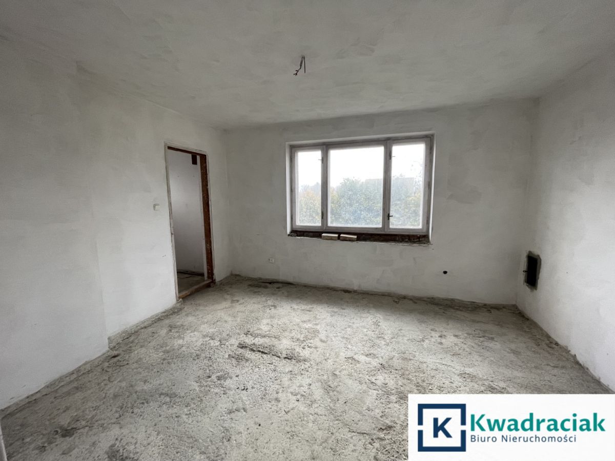 dom wolnostojący, 10 pokoi Moderówka. Zdjęcie 5