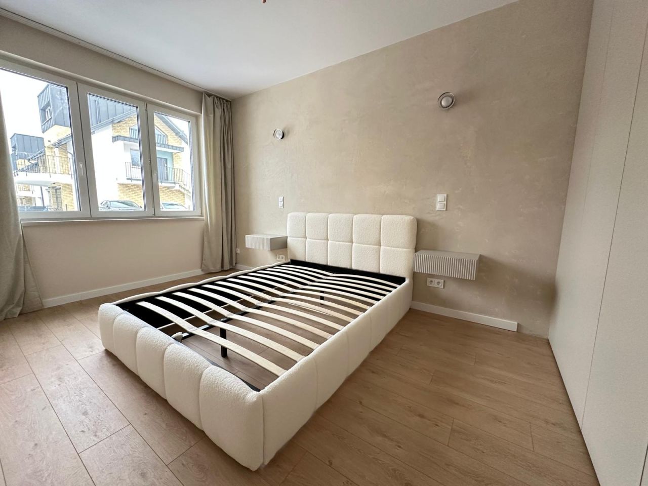 Mieszkanie 4-pokojowe Bibice, ul. Graniczna. Zdjęcie 8