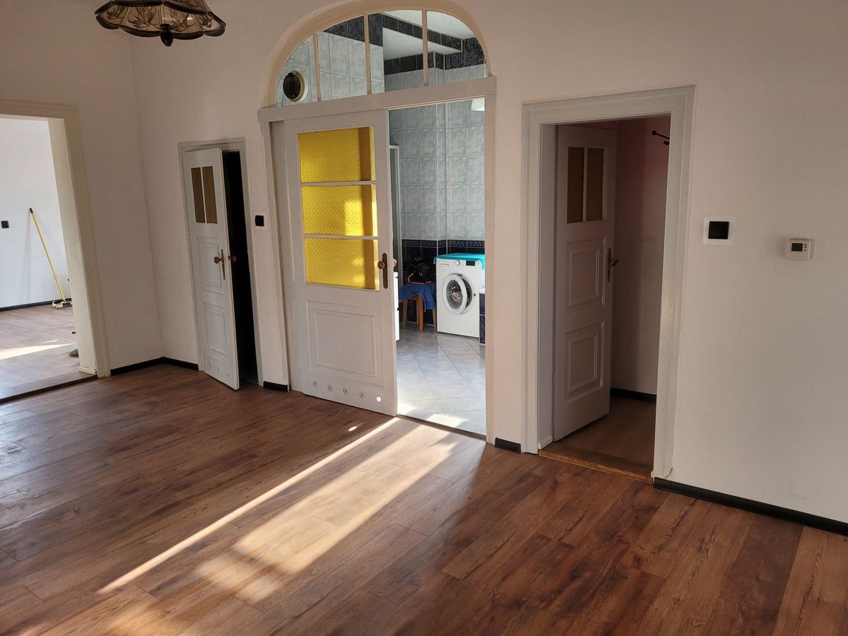 Mieszkanie 4-pokojowe Bardo. Zdjęcie 6